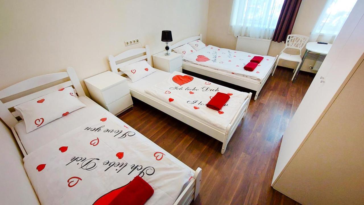 ריגה Happy Hotel מראה חיצוני תמונה
