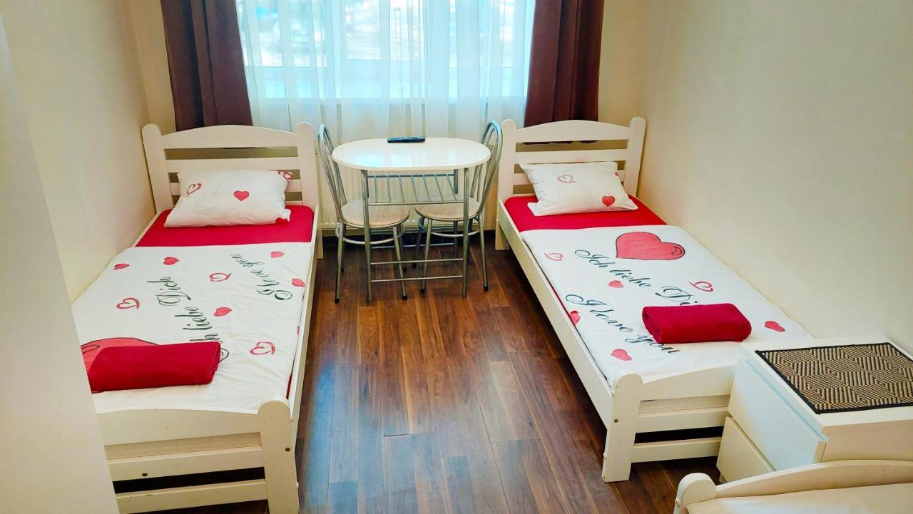 ריגה Happy Hotel מראה חיצוני תמונה