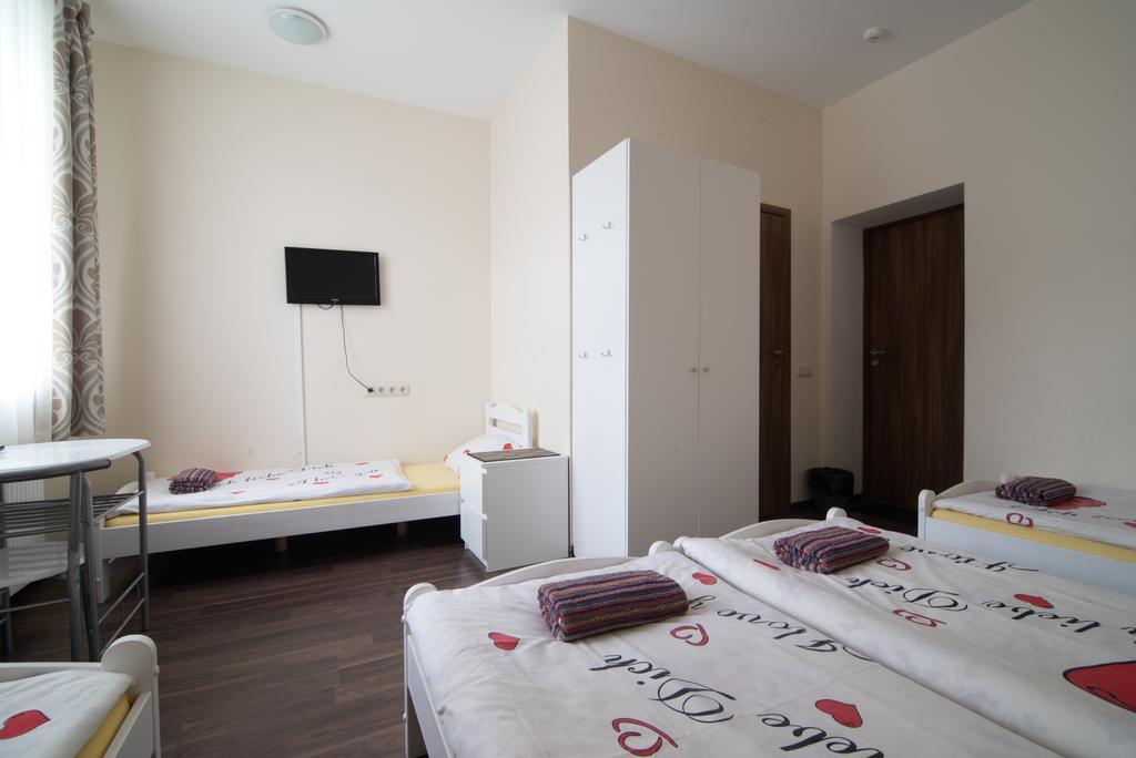 ריגה Happy Hotel מראה חיצוני תמונה